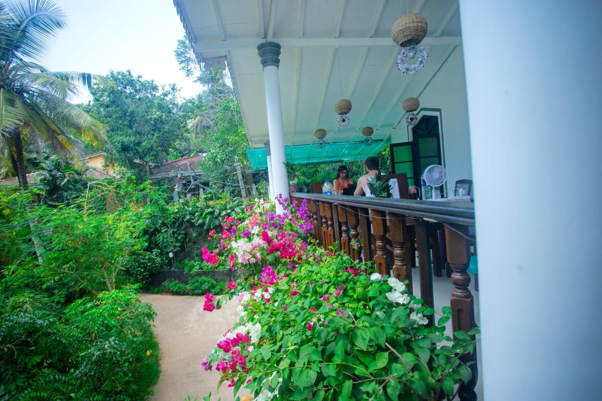 La Villa Unawatuna Luaran gambar