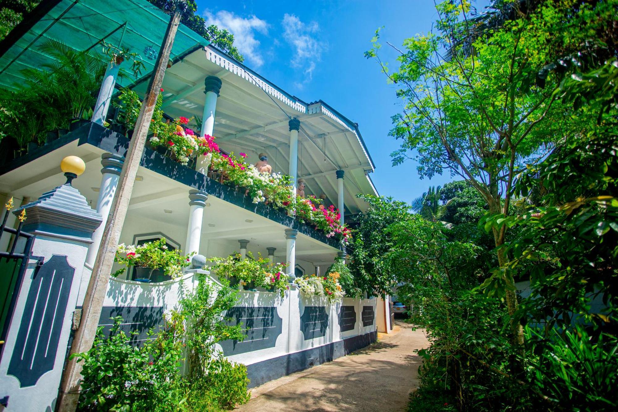 La Villa Unawatuna Luaran gambar